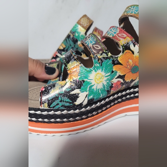 NWT L'Artiste Spring Step Zazzera Sandals Floral Leather Size EU 37/ US 6.5 - Picture 12 of 13